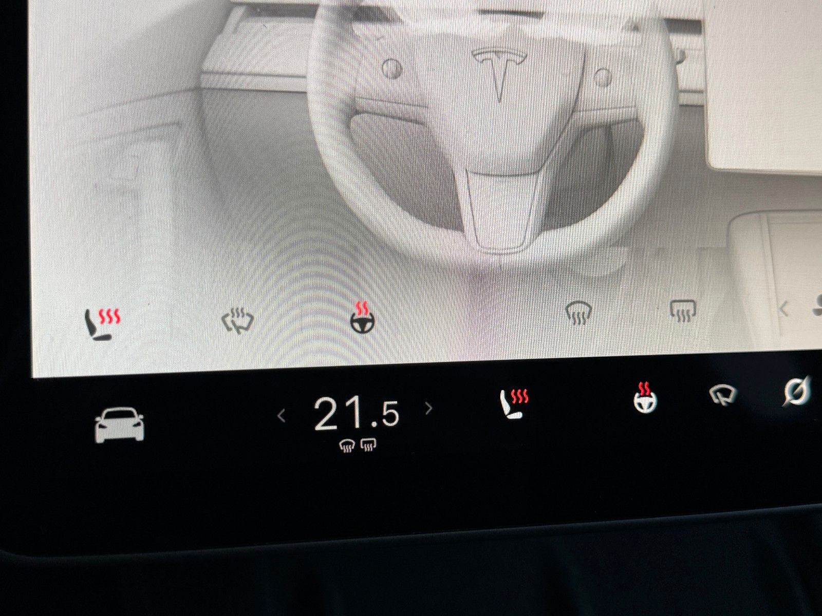 Tesla Model Y Premium Lang Range Allrad/581km 93% /AHK