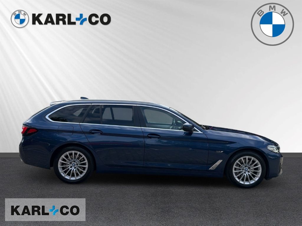 BMW 530 e xDrive Touring Pano AHK ACC HUD Laser