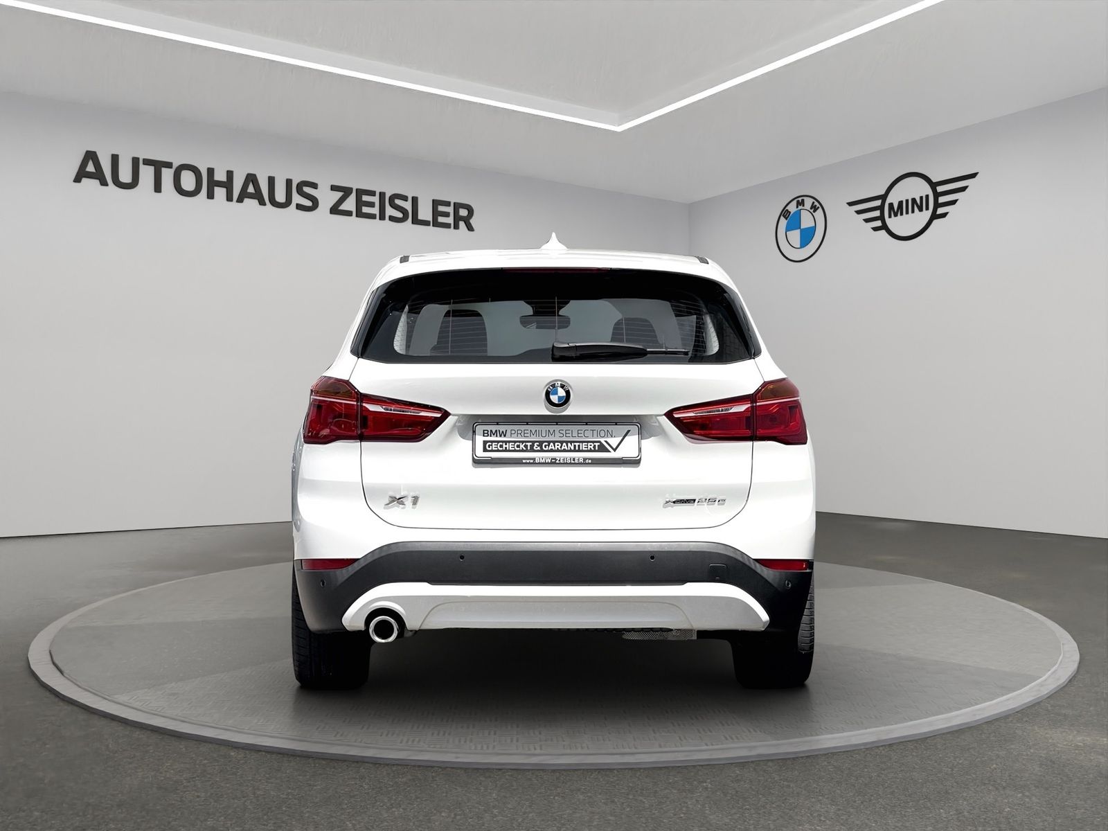 BMW X1 xDrive25e - Samsaru's Car Outlet