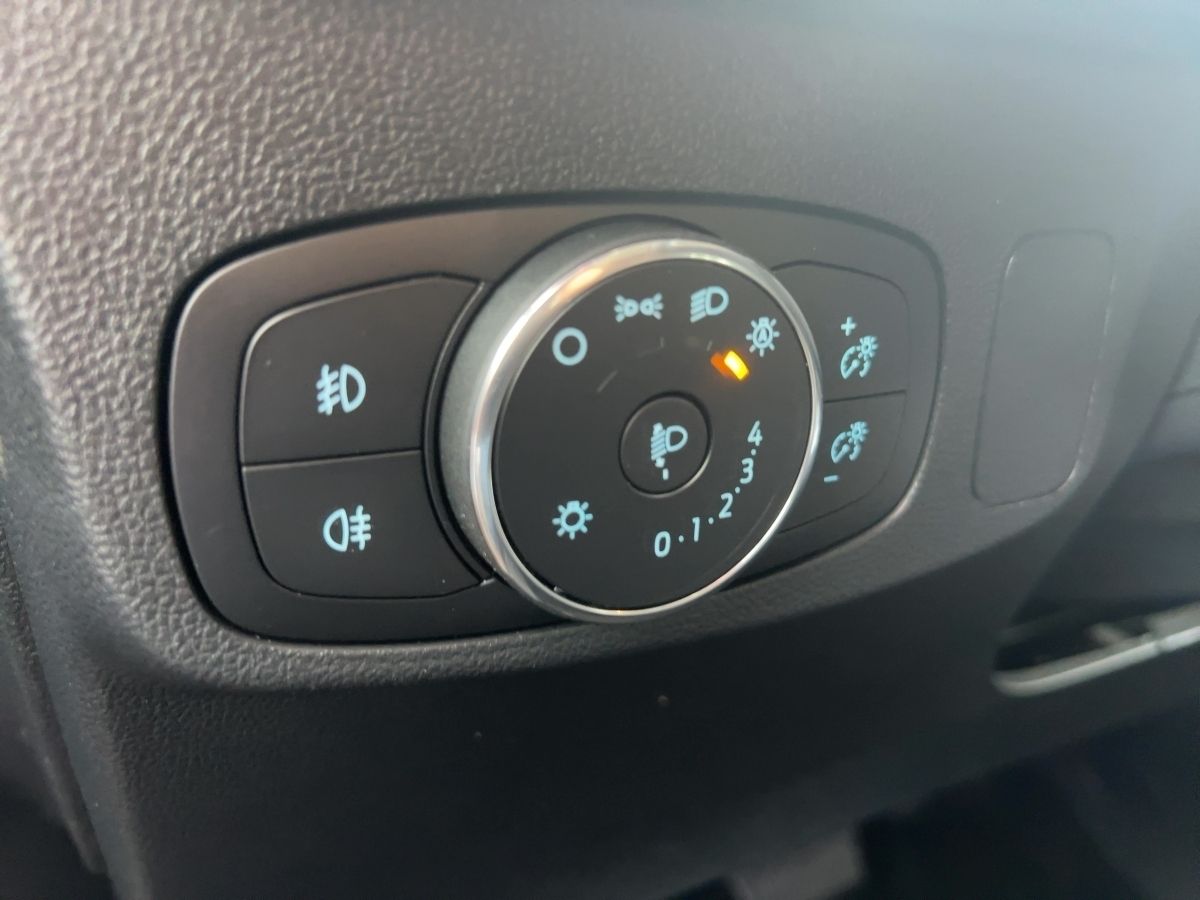 Ford Focus 1.5 EcoBlue - Samsaru's Car Outlet