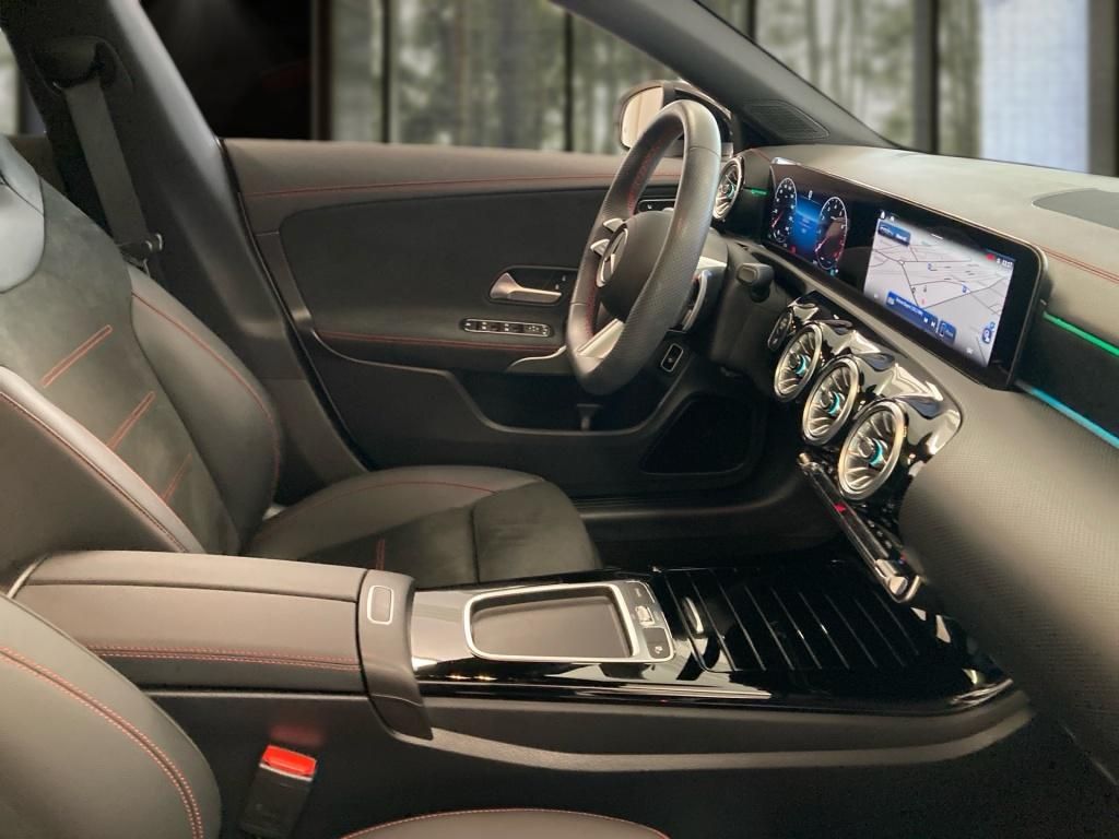 Mercedes-Benz CLA 250 4M AMG-Line - Samsaru's Car Outlet