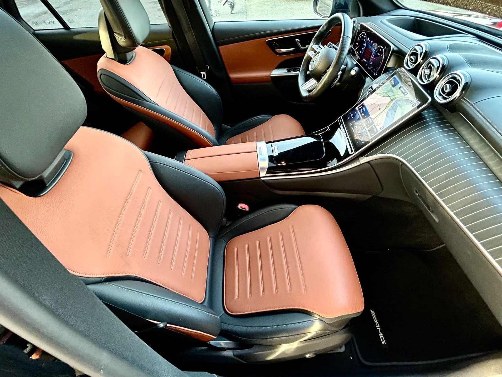 Mercedes-Benz GLC 220 d 4M *AMG PREMIUM PLUS* ERST 19.000 KM *