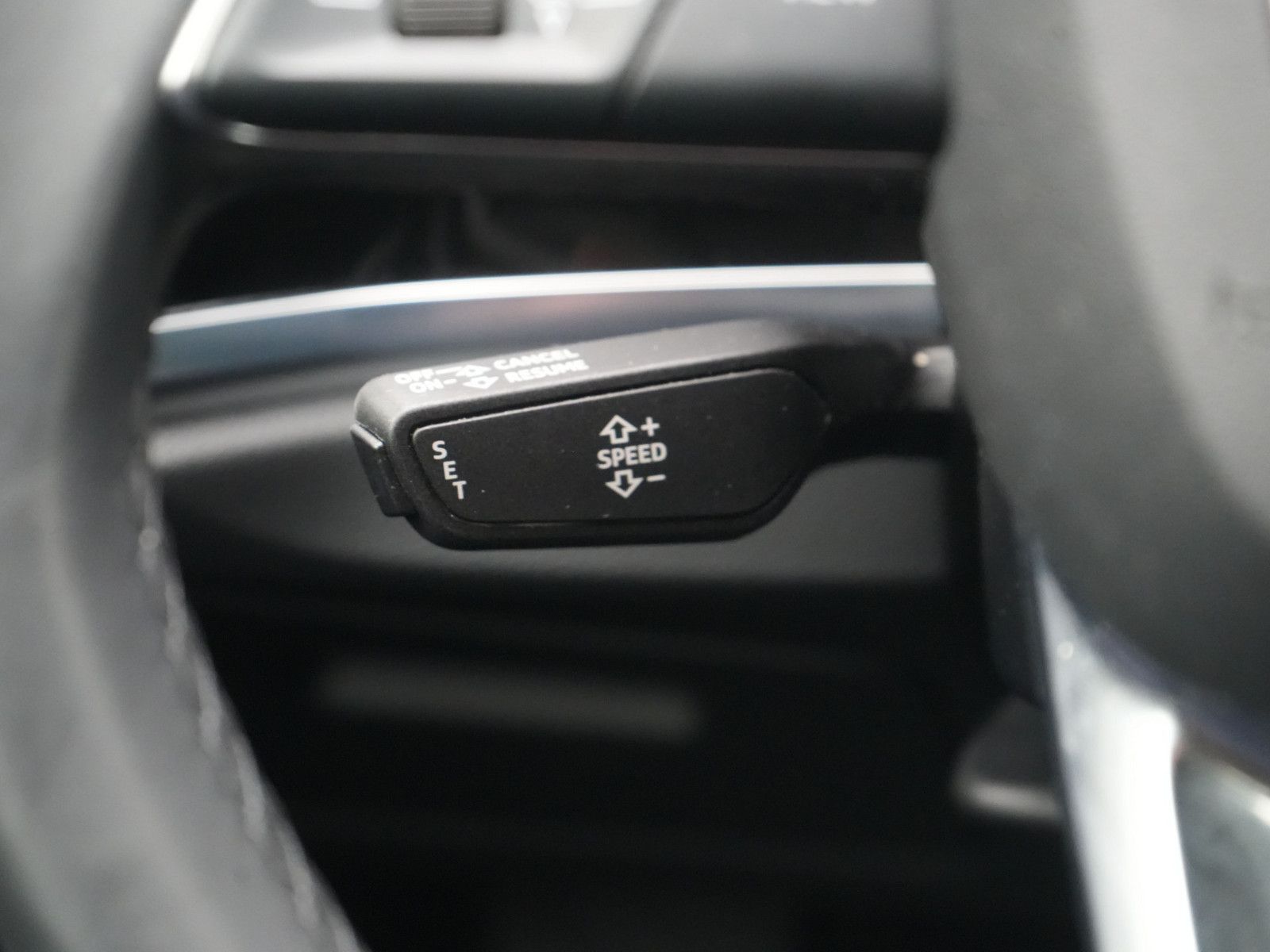 Audi Q3 quattro S line - Samsaru's Car Outlet