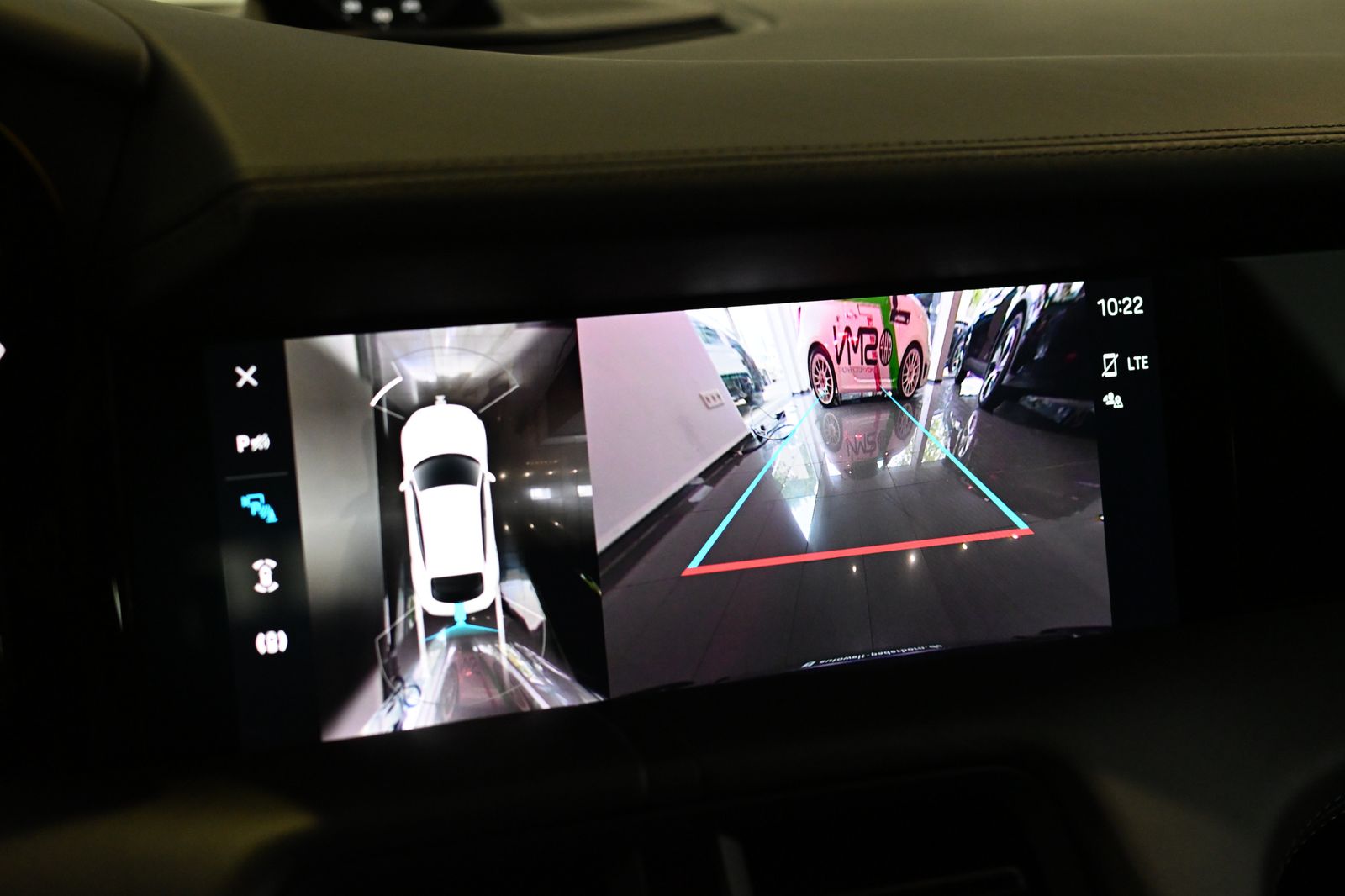 Porsche Taycan Turbo Cross Turismo HUD ACC PCCB Matrix