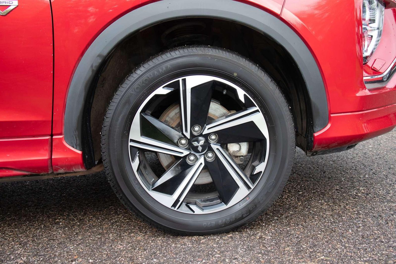 Mitsubishi Eclipse Cross Plus Select  2,4l PHEV 4WD Navi*SH