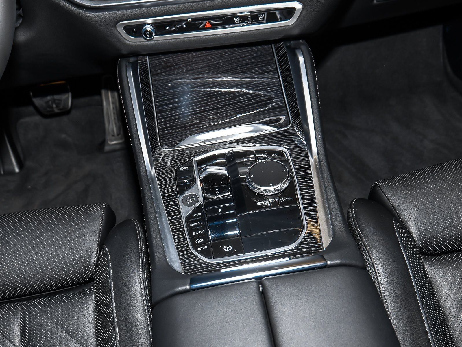 BMW X6 xDrive40d M Sport HUD PANO ACC AHK RFK NAVI