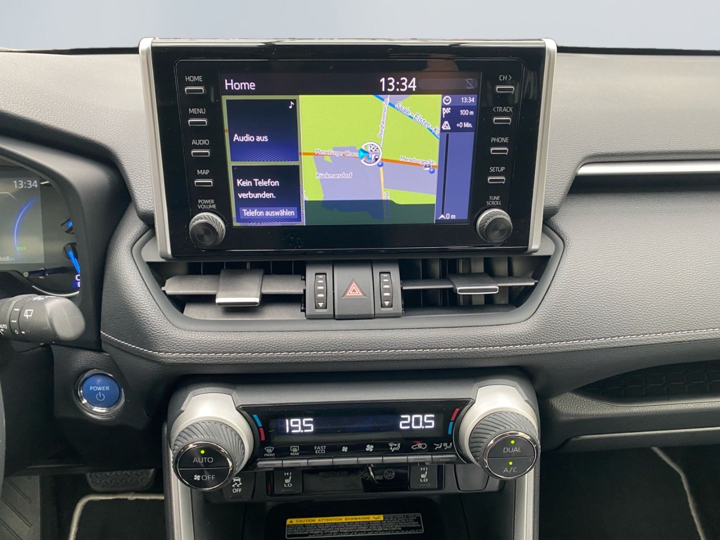 Toyota RAV 4 2.5 4x4 Hybrid - Samsaru's Car Outlet