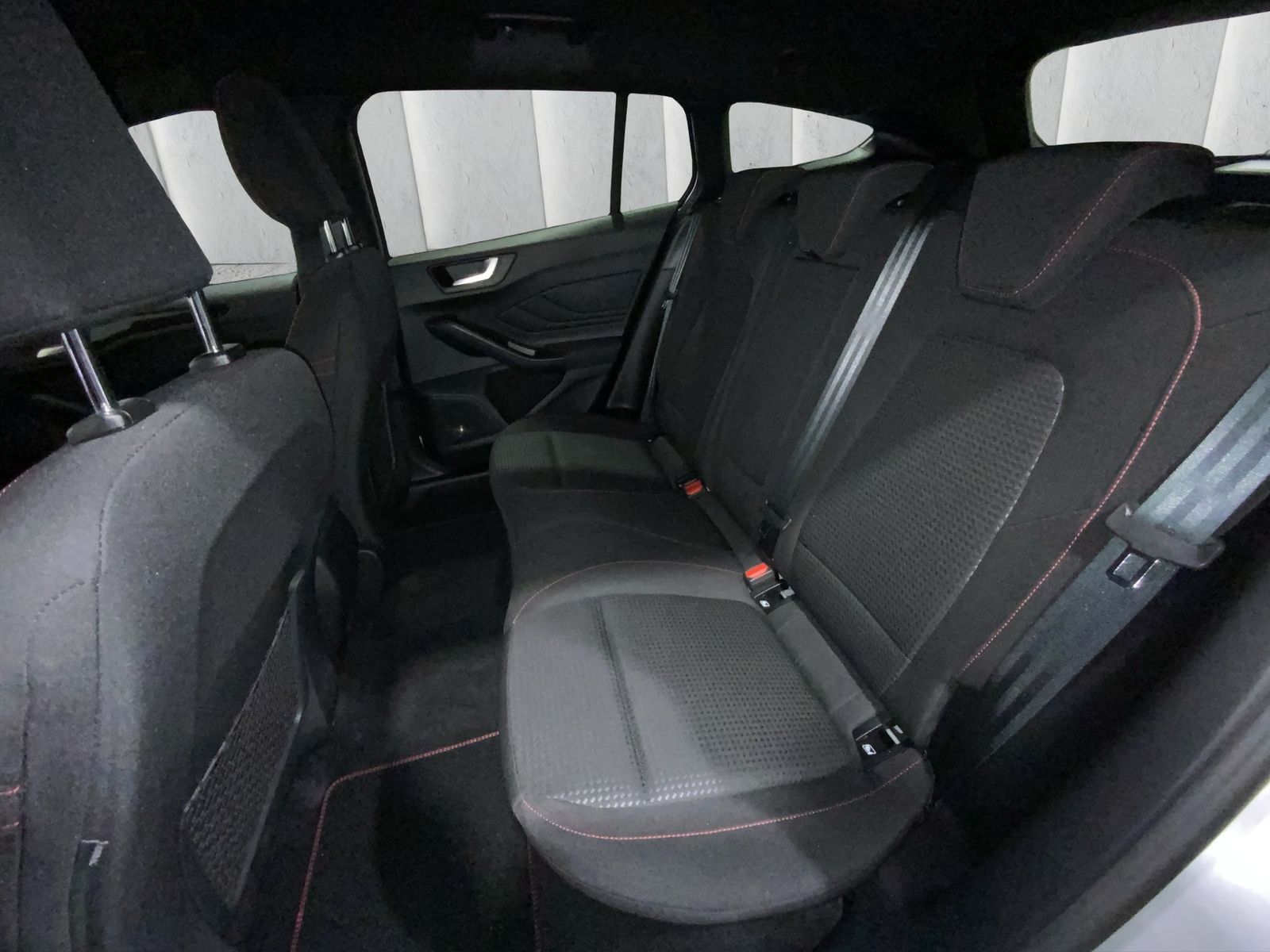 Ford Focus ST-Line X Turnier Aut.*AHK*ACC*HUD*KAM*NAV