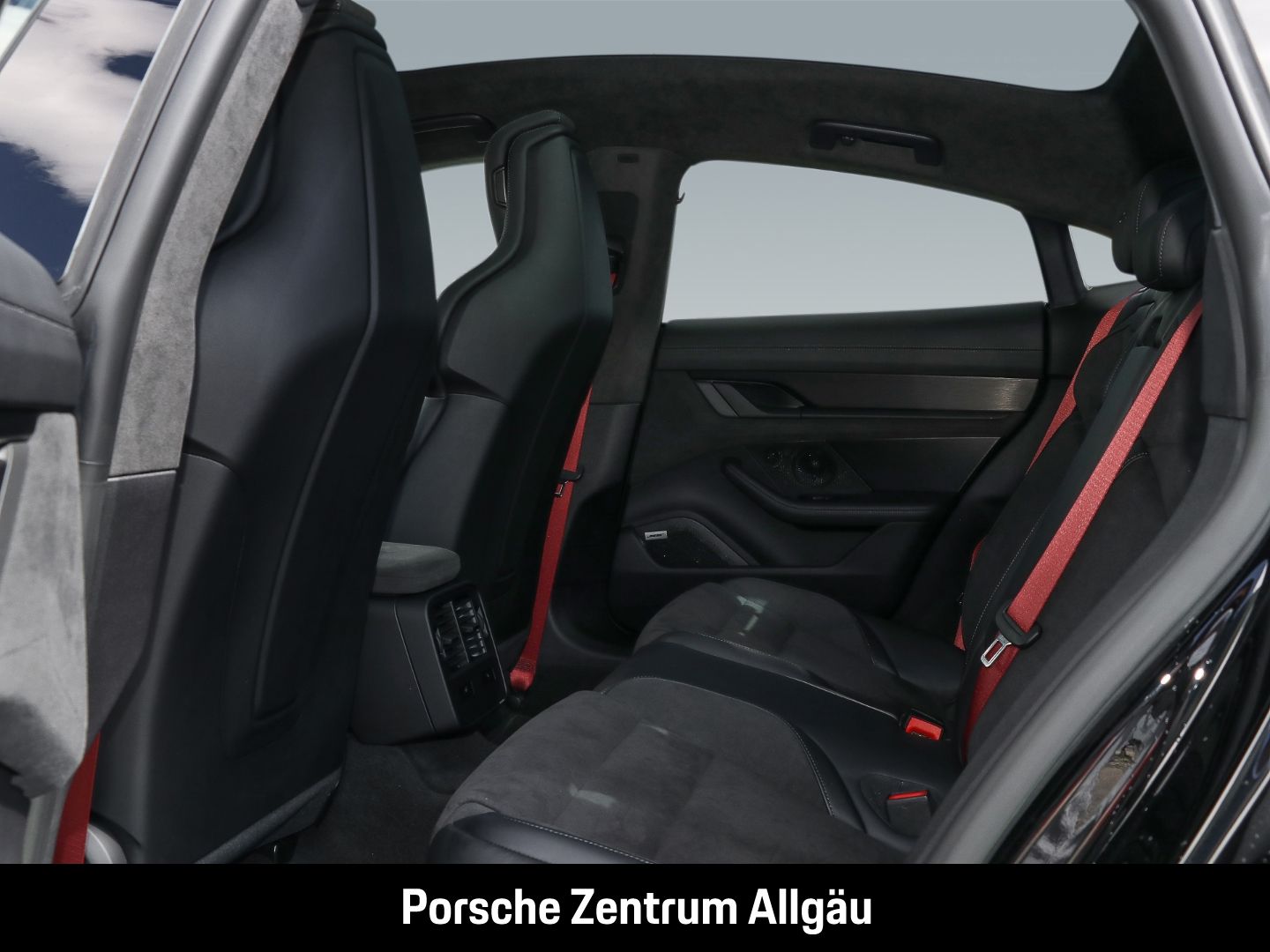 Porsche Taycan GTS BOSE Luftfederung Panorama InnoDrive