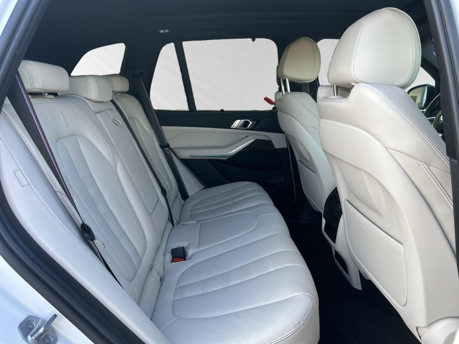 BMW X5 xDrive45e M Sport|AHK|SkyLounge|Stop&Go