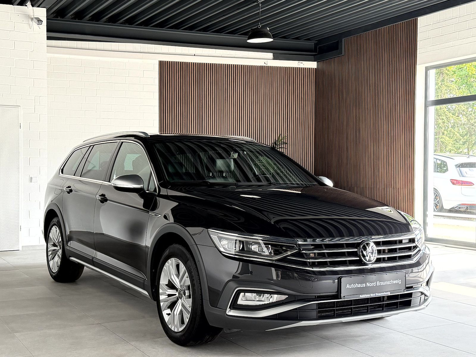 Volkswagen Passat Alltrack Variant 2.0 TDI DSG*Pano*AHK*IQ*