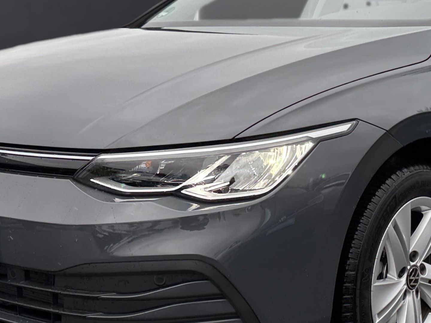 Volkswagen Golf Variant 8 VIII Life 1.0 eTSI - Samsaru's Car Outlet