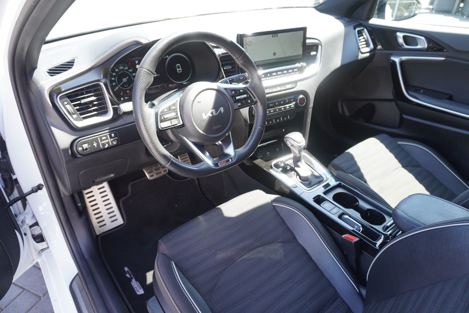 Kia ProCeed GT-Line - Samsaru's Car Outlet