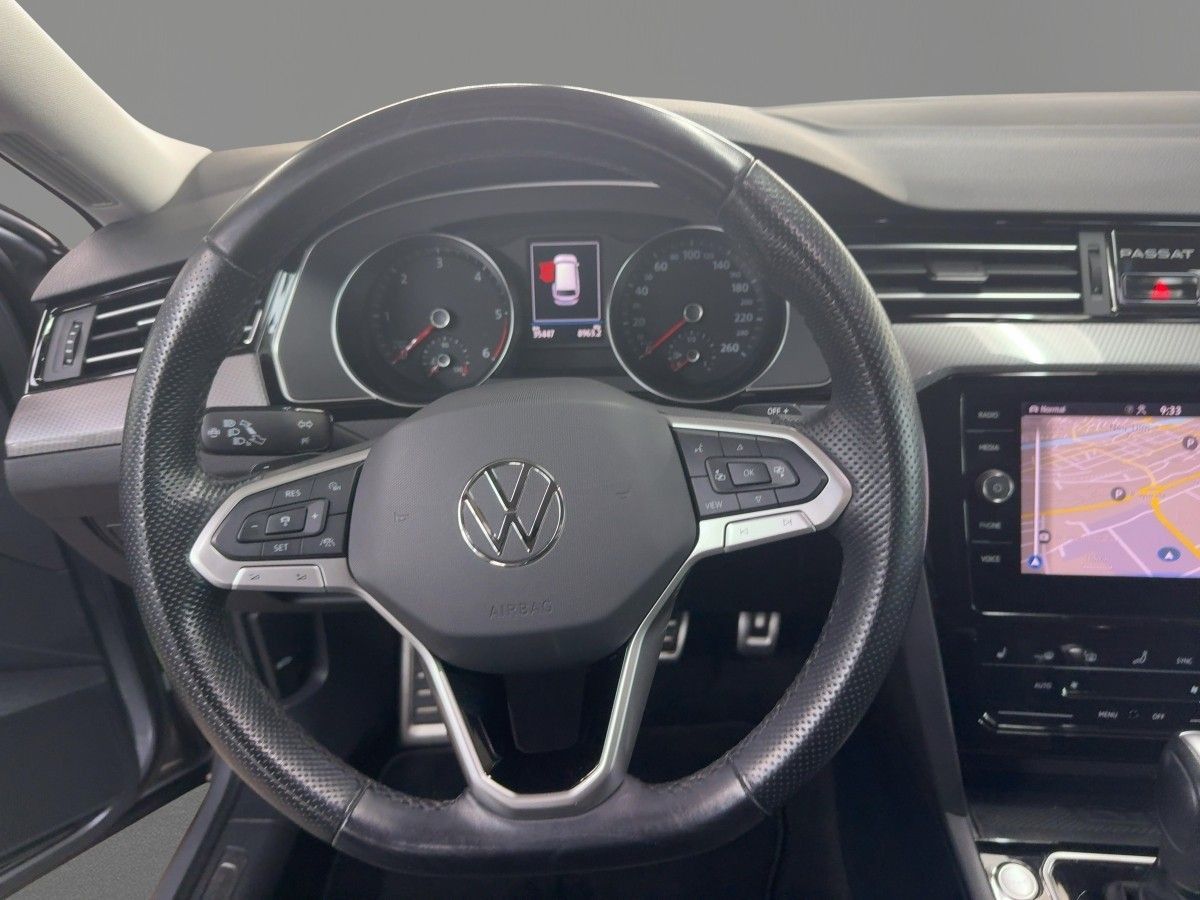 Volkswagen Passat Alltrack 2.0 TDI DSG 4M IQ AHK NAVI R-KAM