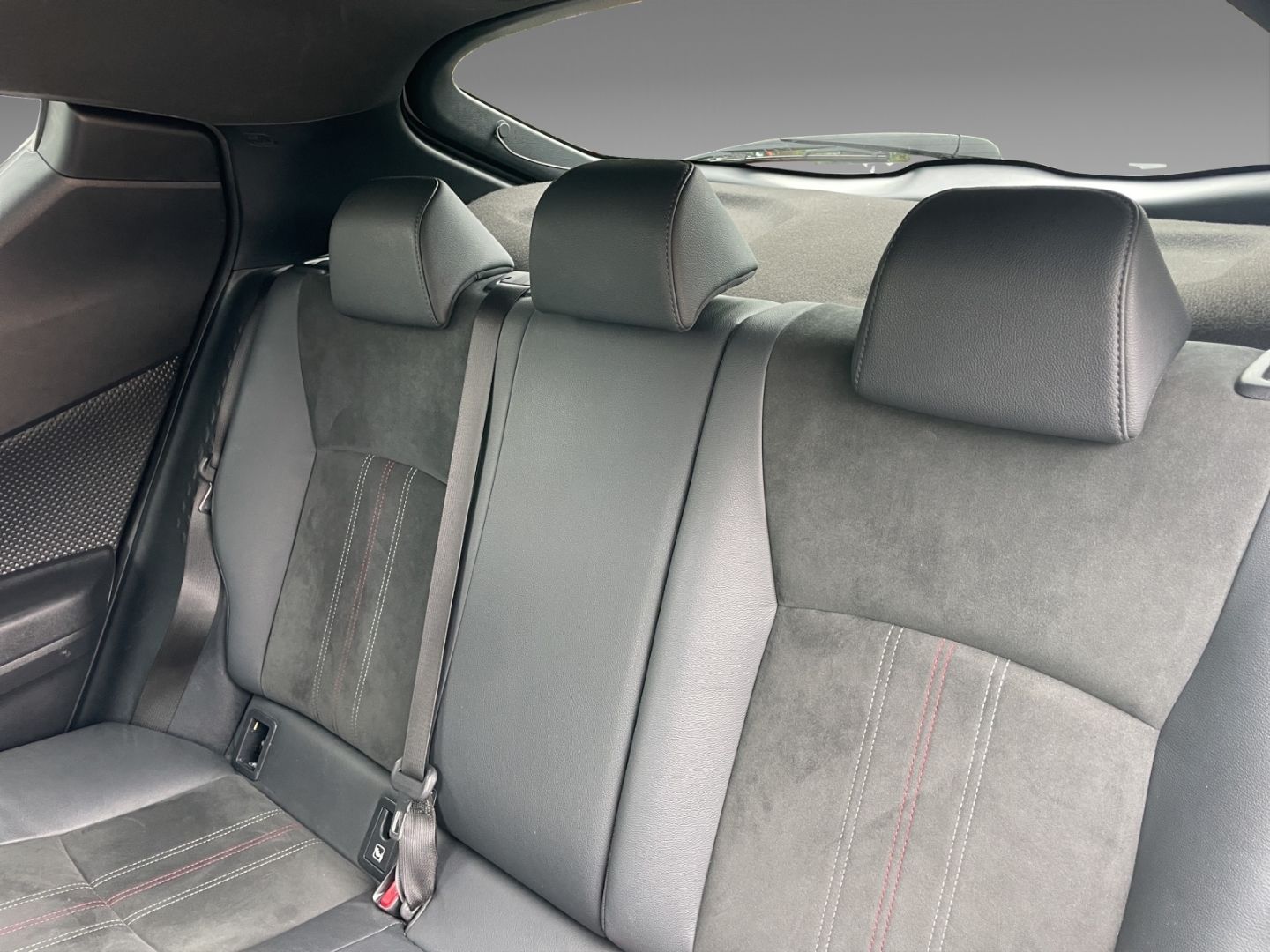 Toyota C-HR Hybrid GR Sport - Samsaru's Car Outlet
