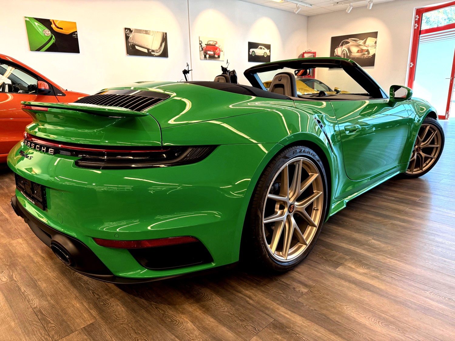 Porsche 992 Turbo S Cabrio Individual 12 M Approved 19%