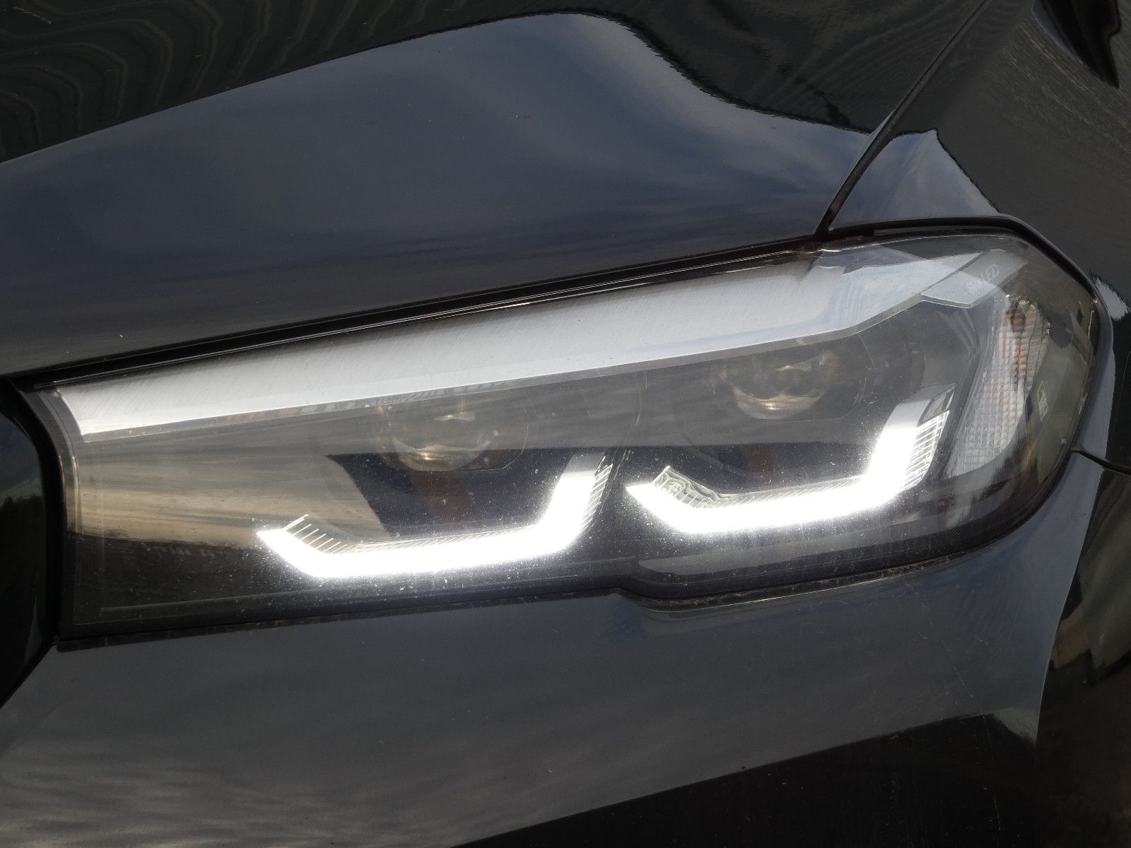 BMW 520d xDrive LED Leder Navi Kamera 1-Hand Facelif