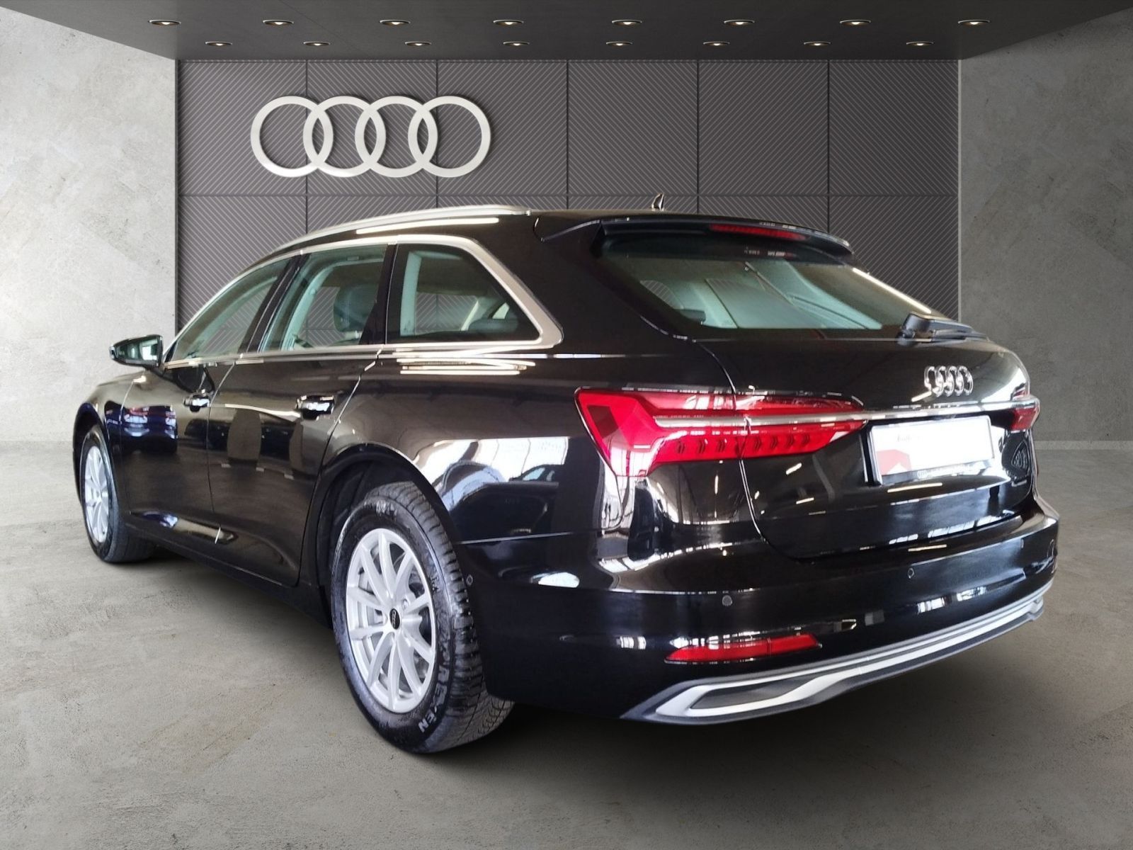 Audi A6 Avant 45 TFSI S tronic sport advanced - Samsaru's Car Outlet