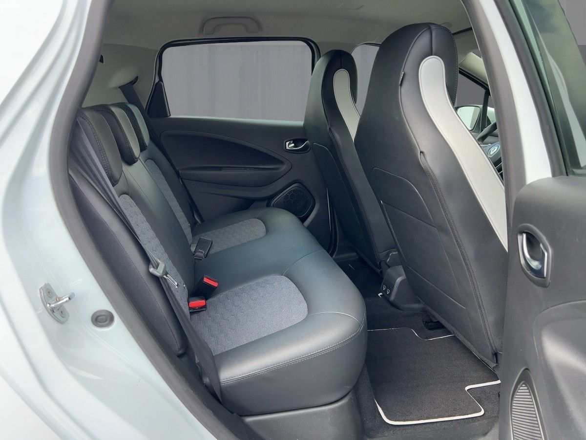 Renault ZOE INTENS R135 - Samsaru's Car Outlet