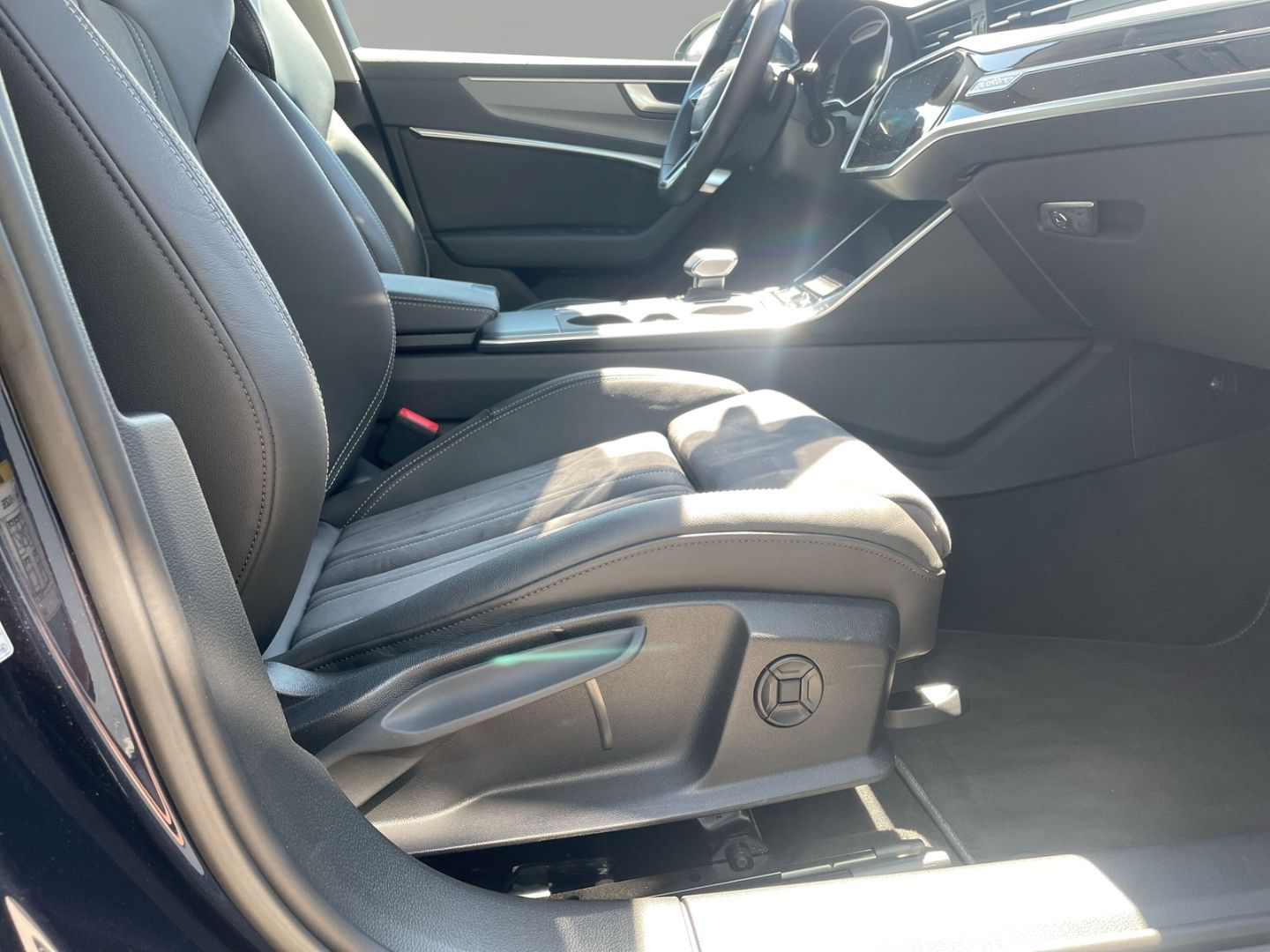 Audi A6 Avant 40 TDI S-Line qu Matrix B&O HuD Kamera