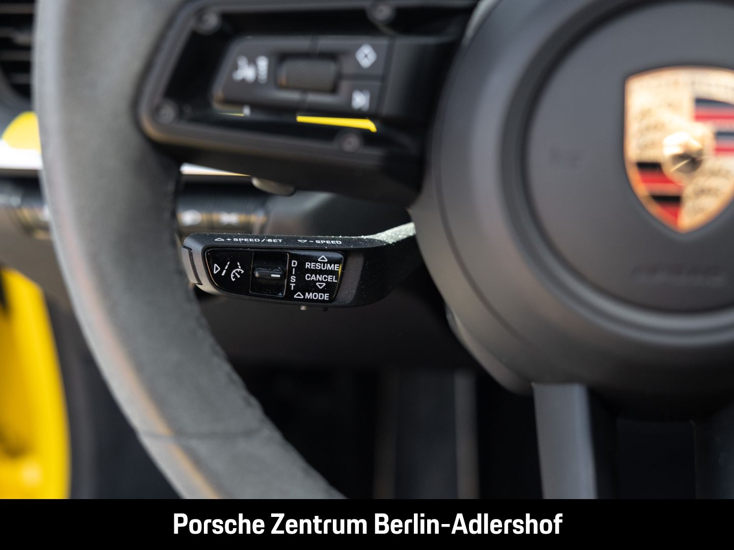 Porsche 992 911 Turbo Cabriolet Burmester Liftsystem-VA