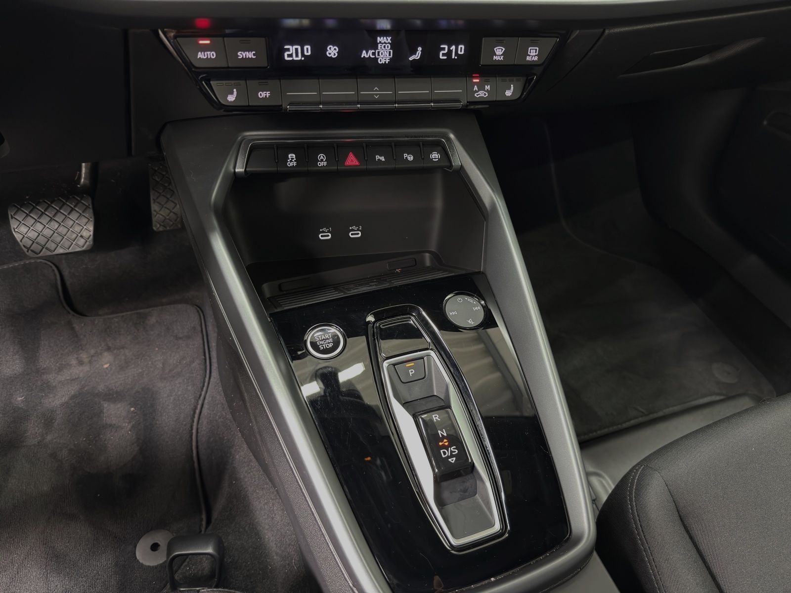 Audi A3 Sportback 30 TFSI ADVANCED - Samsaru's Car Outlet