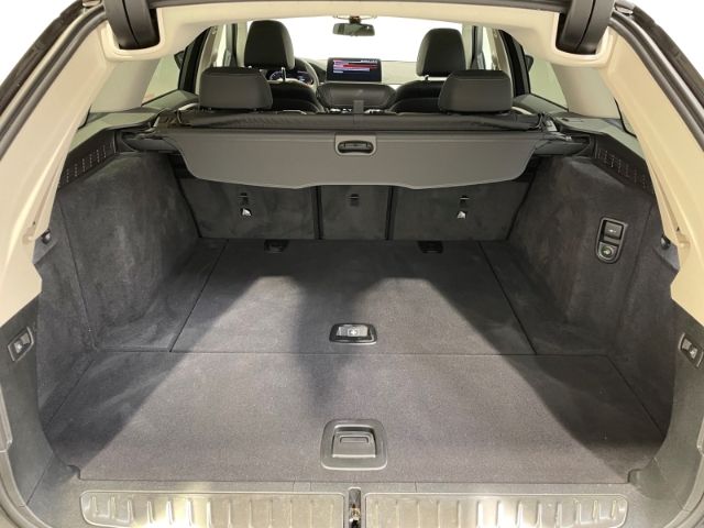 BMW 520 D Touring Automatik EU6d ACC LED Navi Leder