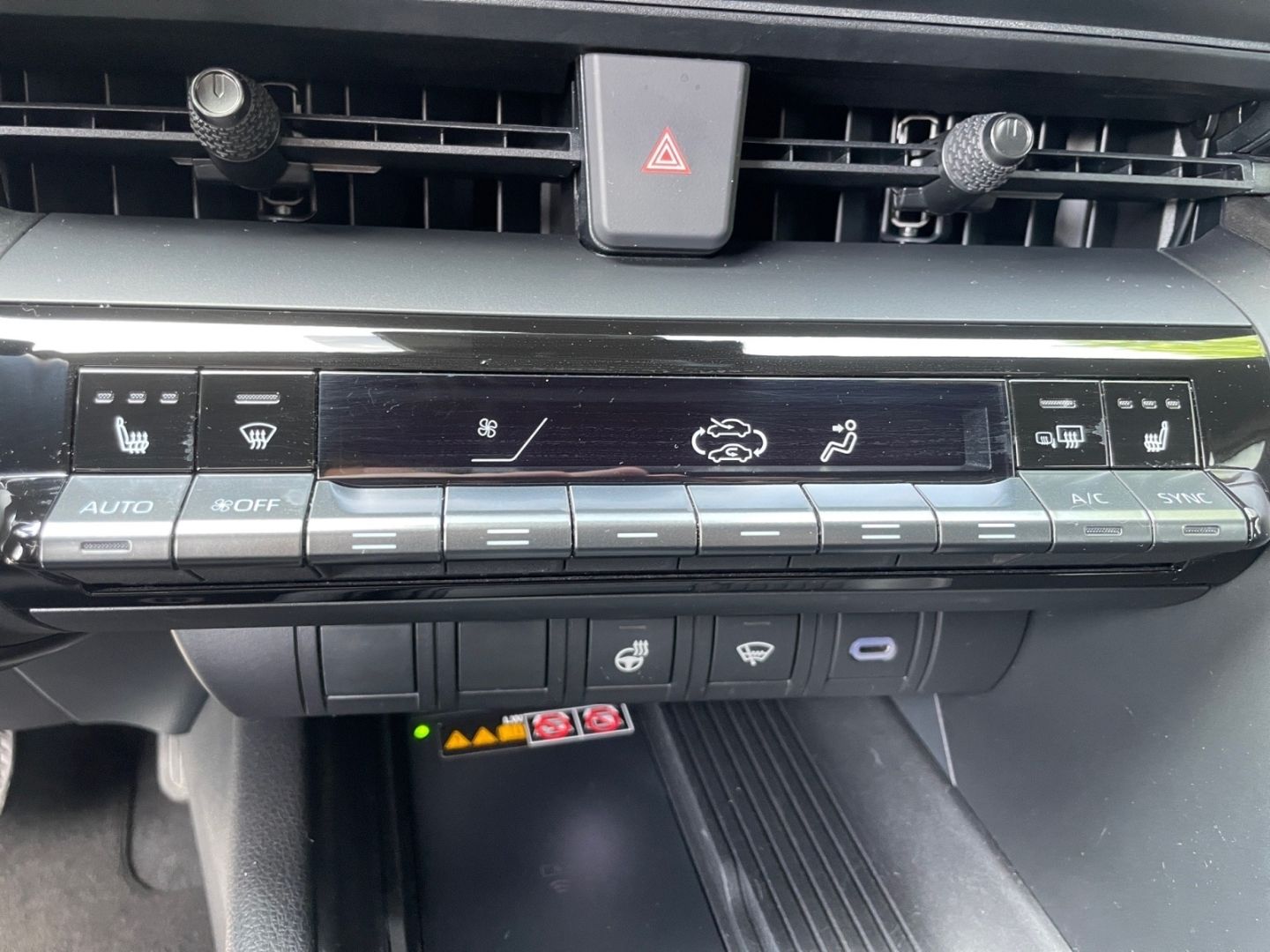 Toyota C-HR 1.8 Hybrid Team D *Technik-Paket*Kamera*SHZ