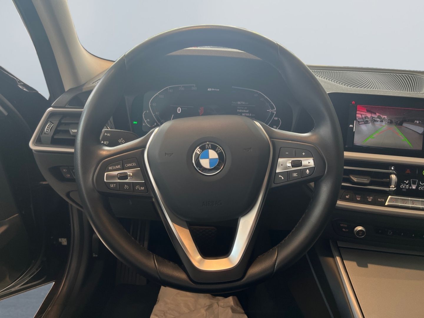 BMW 330 e Advantage - Samsaru's Car Outlet