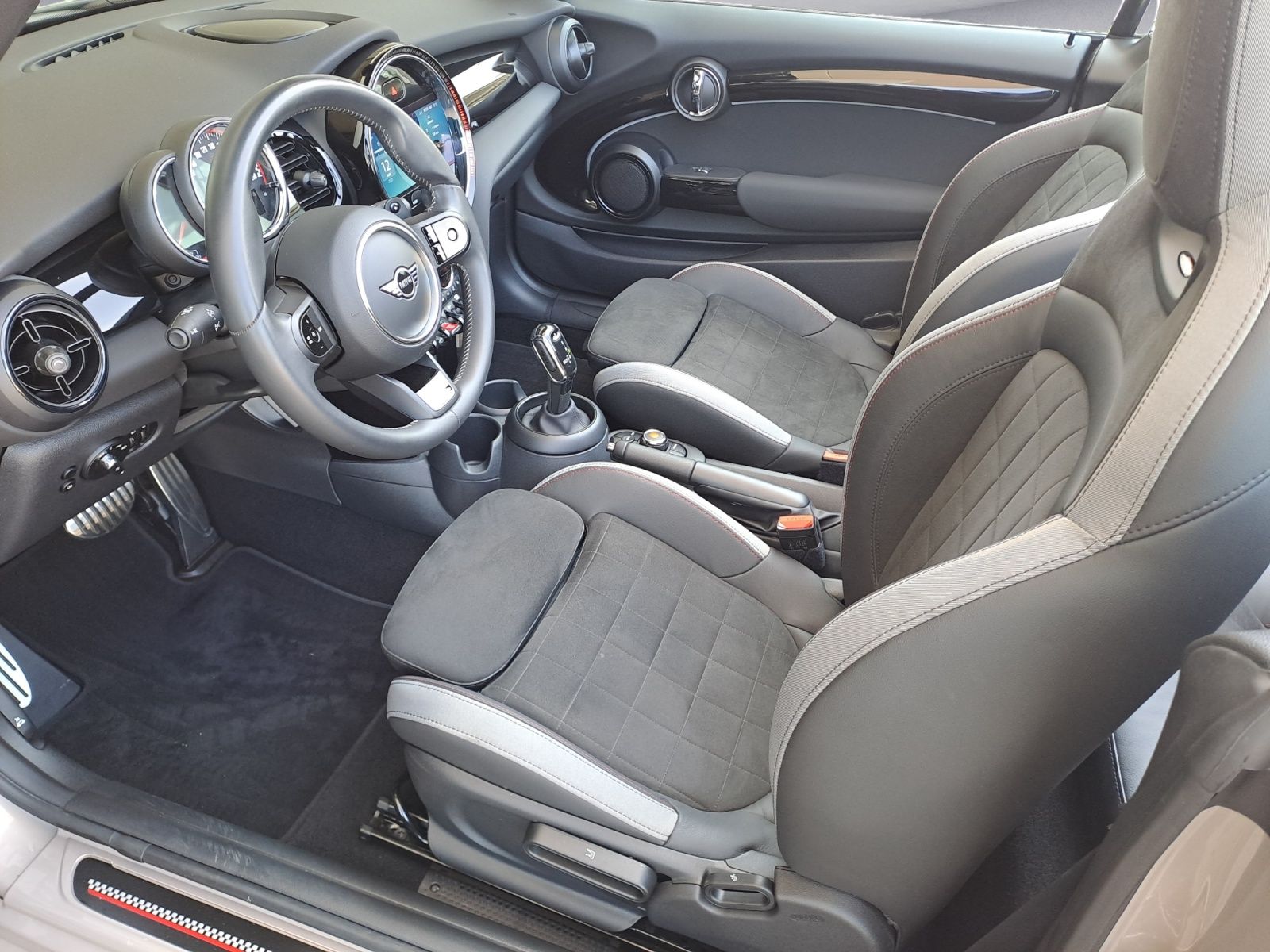 MINI John Cooper Works Cabrio JCW - Samsaru's Car Outlet