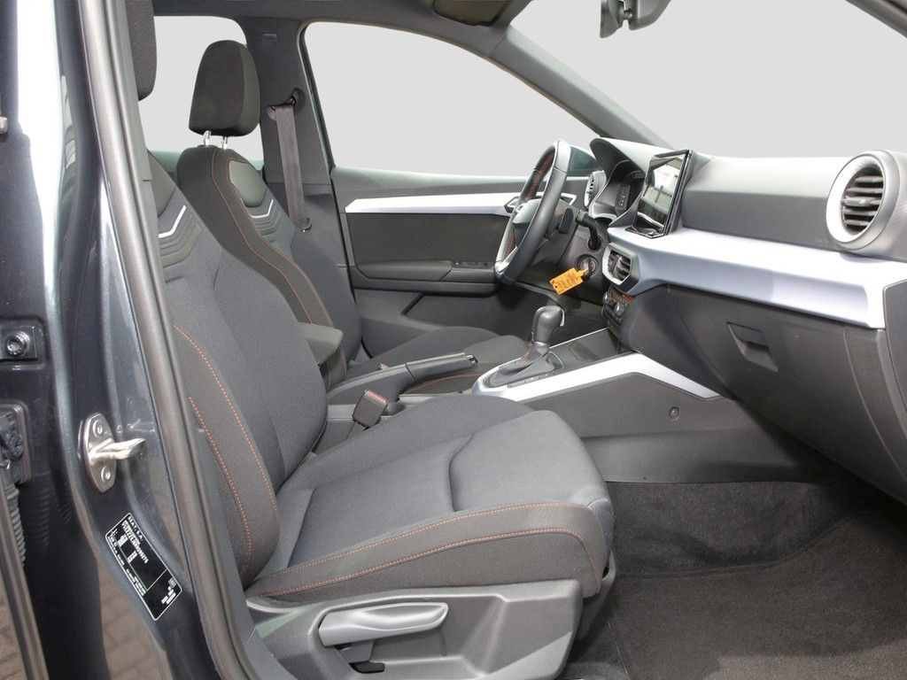 Seat Arona 1.0 TSI DSG FR 17" AHK ACC Kamera LED SH