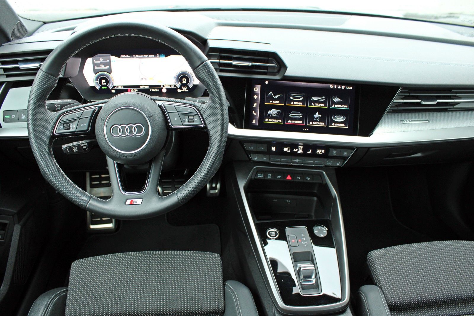 Audi A3 Sportback 40TFSIe S-tronic S LINE LED PARKEN