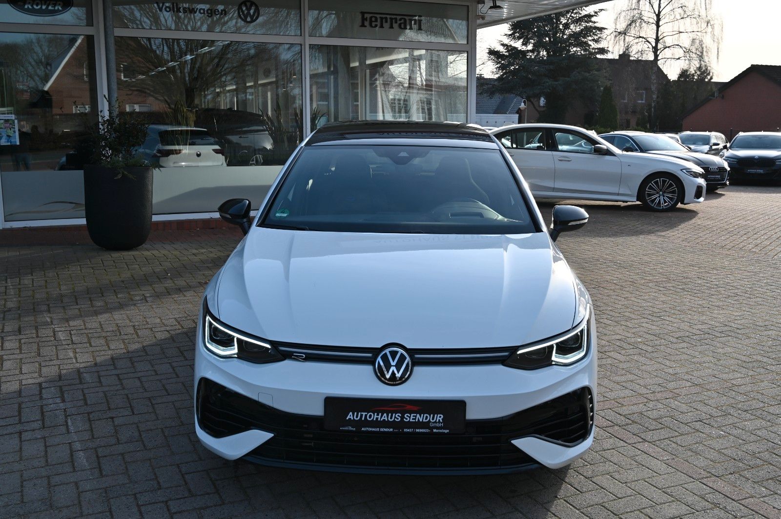 Volkswagen Golf VIII Lim. R 4Motion/ ACC / PANO / R-SPORT
