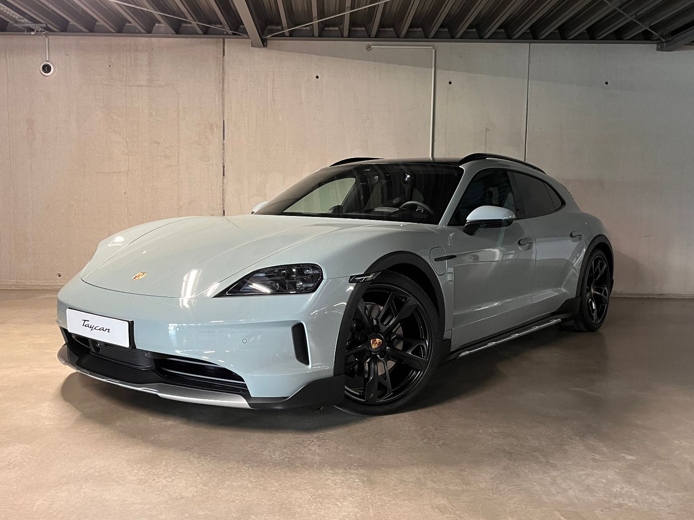 Porsche Taycan 4 Cross Turismo | InnoDrive |