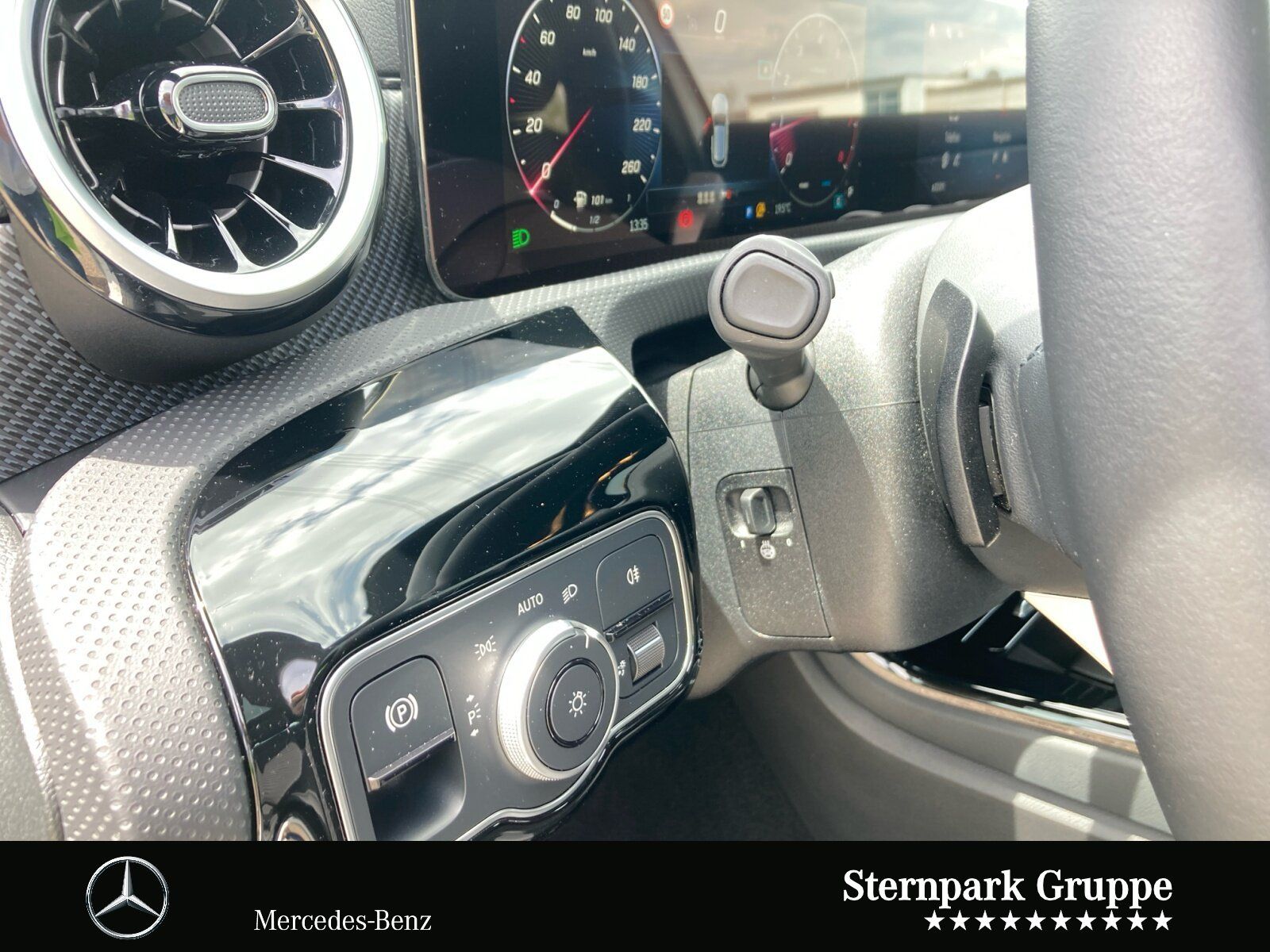 Mercedes-Benz A 180 Progressive - Samsaru's Car Outlet