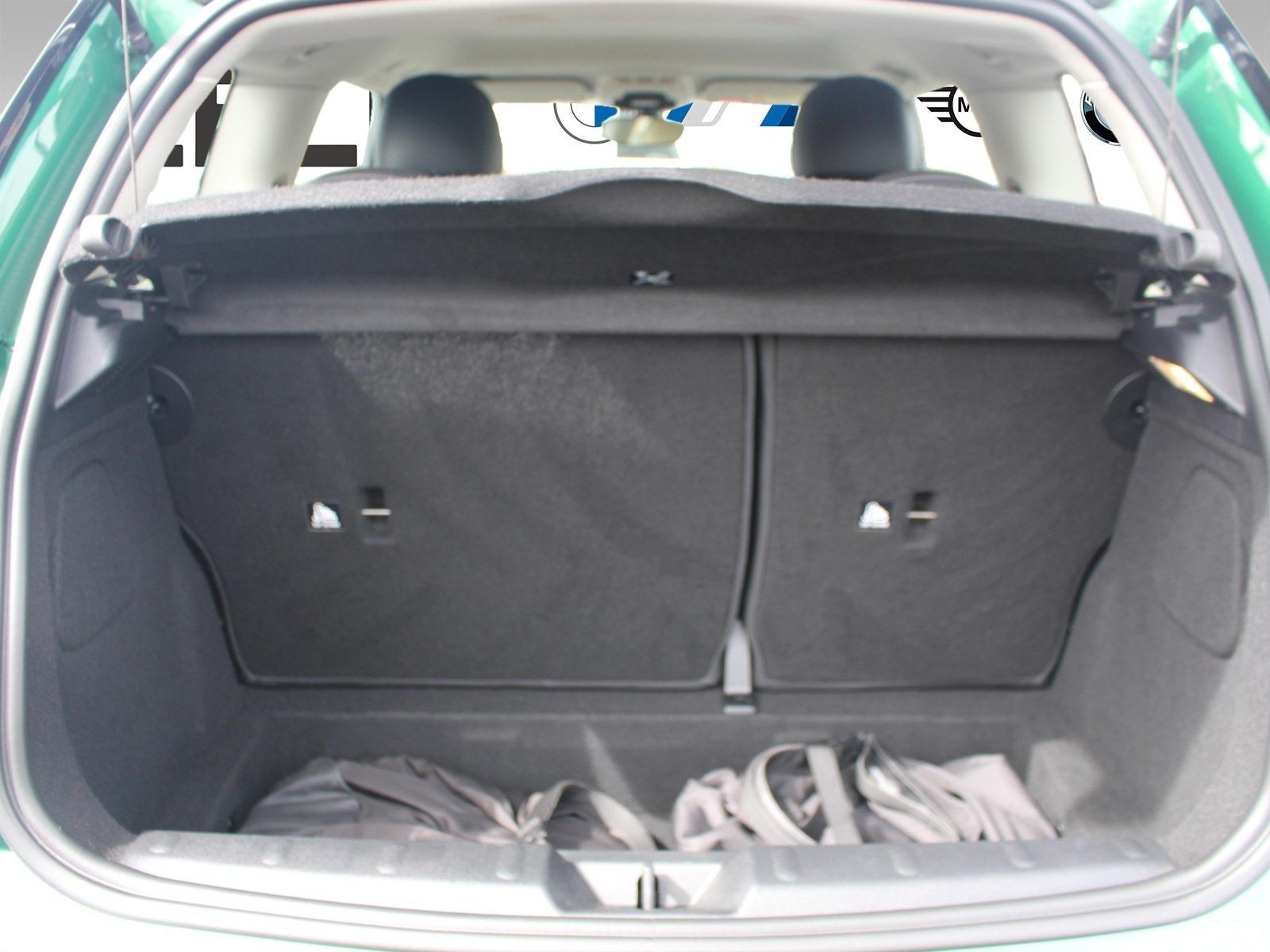 MINI Cooper SE Hatch - Samsaru's Car Outlet