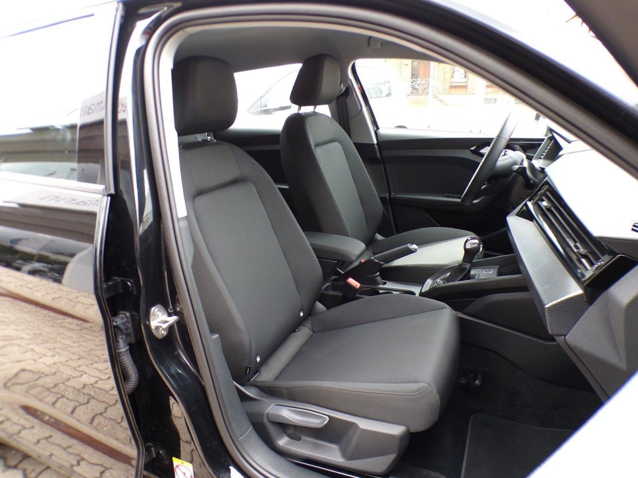 Audi A1 SPORTBACK 25 TFSI S-TRONIC - Samsaru's Car Outlet