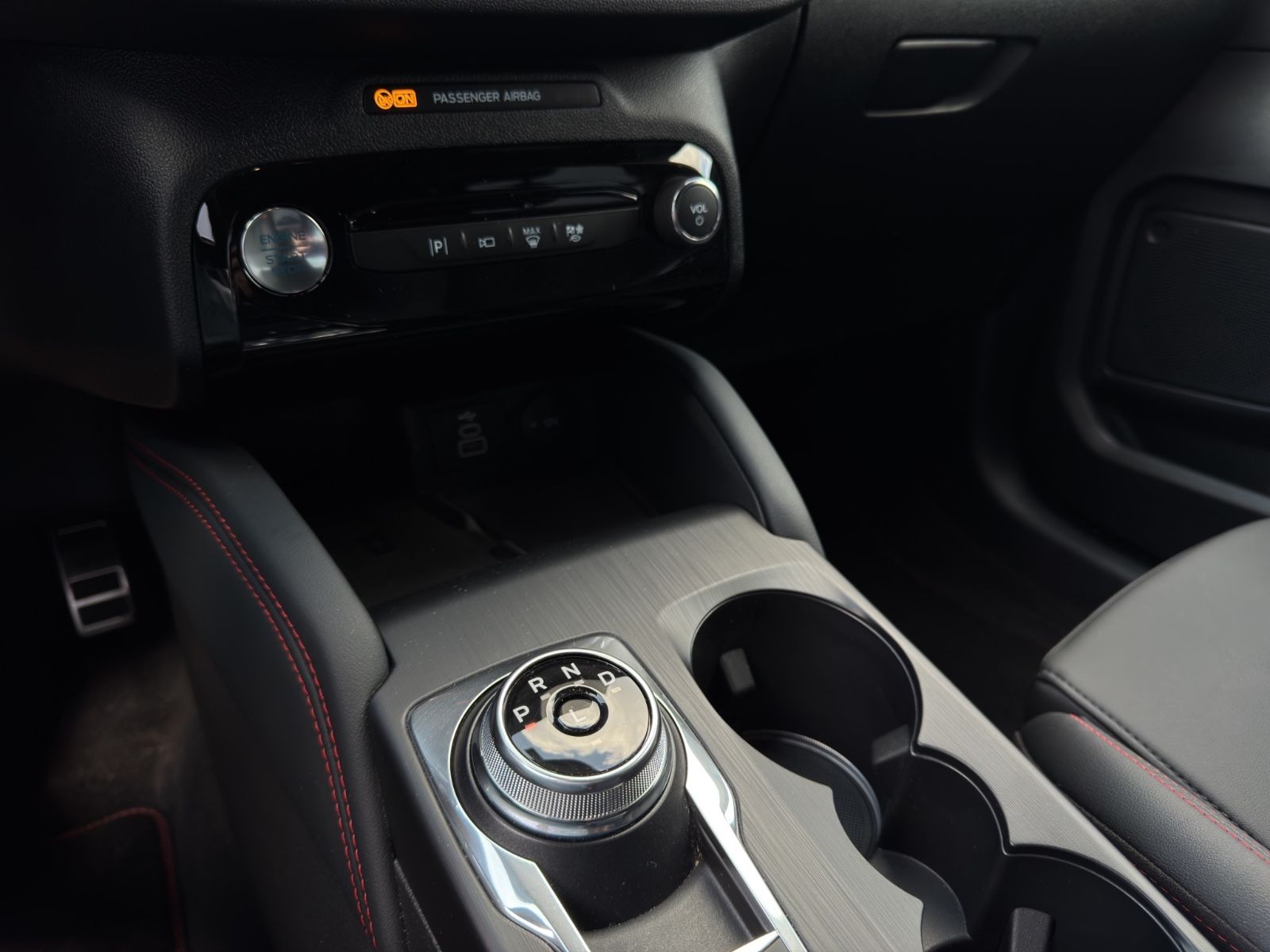 Ford Kuga PHEV ST-Line X - Samsaru's Car Outlet