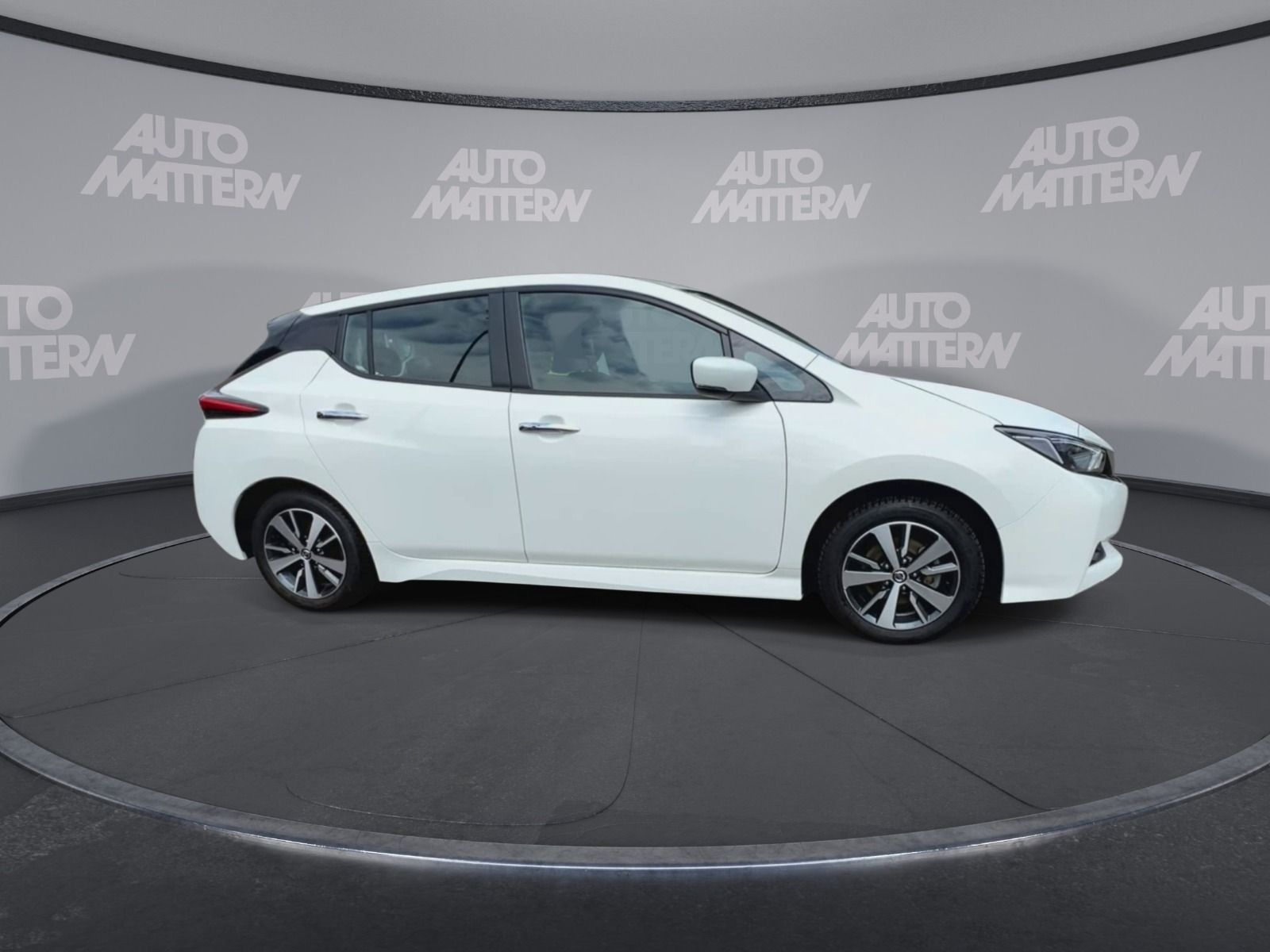 Nissan Leaf Acenta - Samsaru's Car Outlet