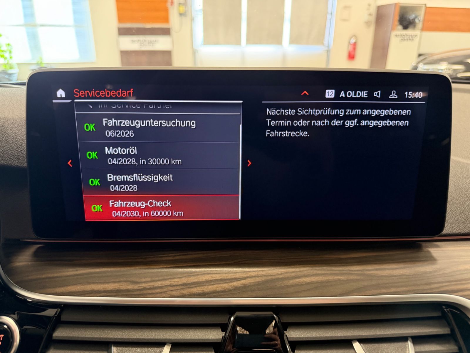 BMW 530dxD/HUD/Laser/P+DrivAsPro/360°/St&Go/StandHz