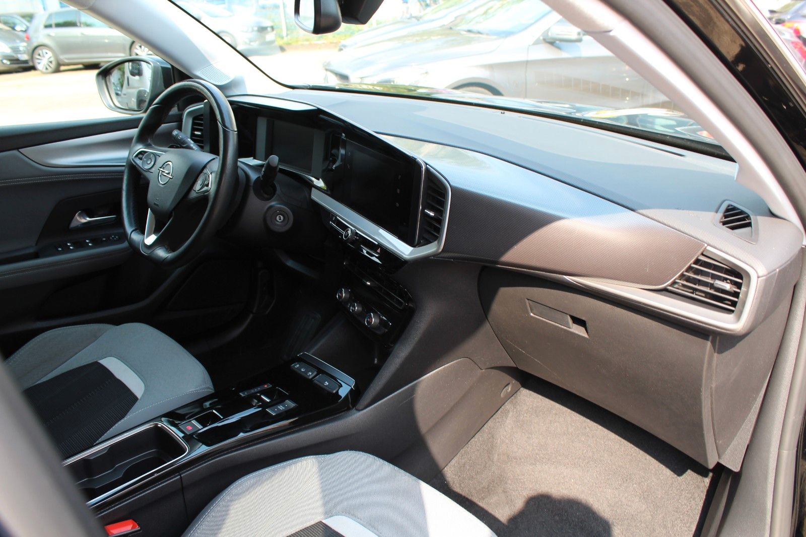Opel Mokka Elegance - Samsaru's Car Outlet