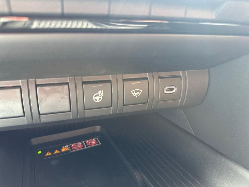 Toyota C-HR 1.8 Hybrid Teamplayer (AX2)