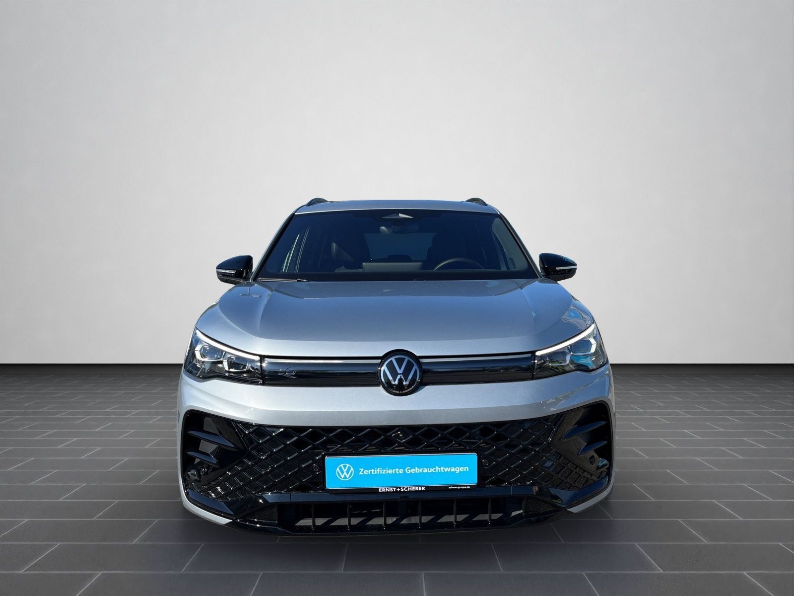 Volkswagen Tiguan 1.5 eHybrid DSG R-Line AHK+Pano+HuD+Leder