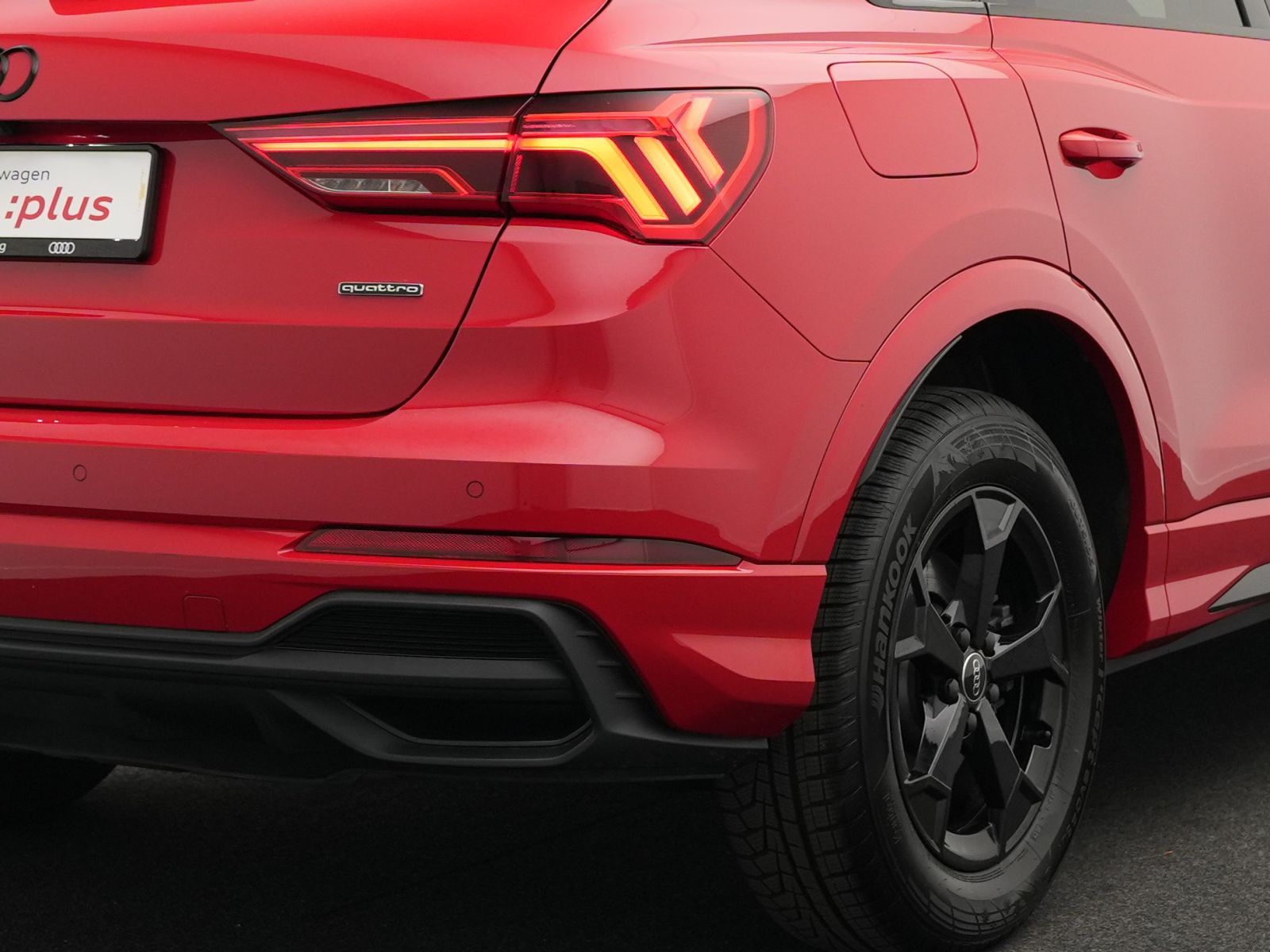 Audi Q3 S line 40 TFSI quattro S tr. *AHK*StdHZ*19''*