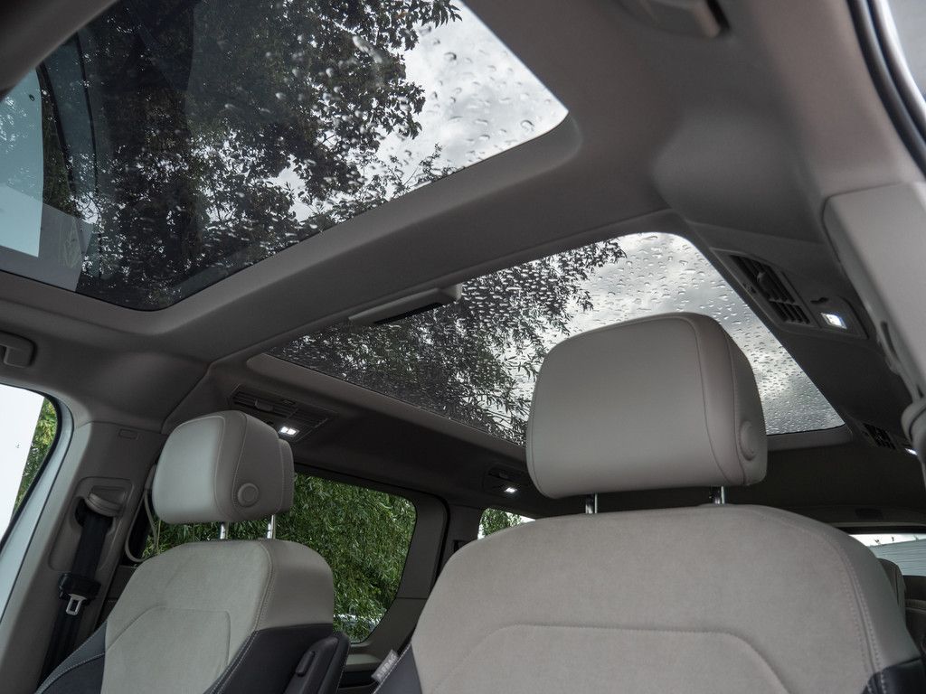 Volkswagen T7 Multivan 2.0TDI DSG - Samsaru's Car Outlet