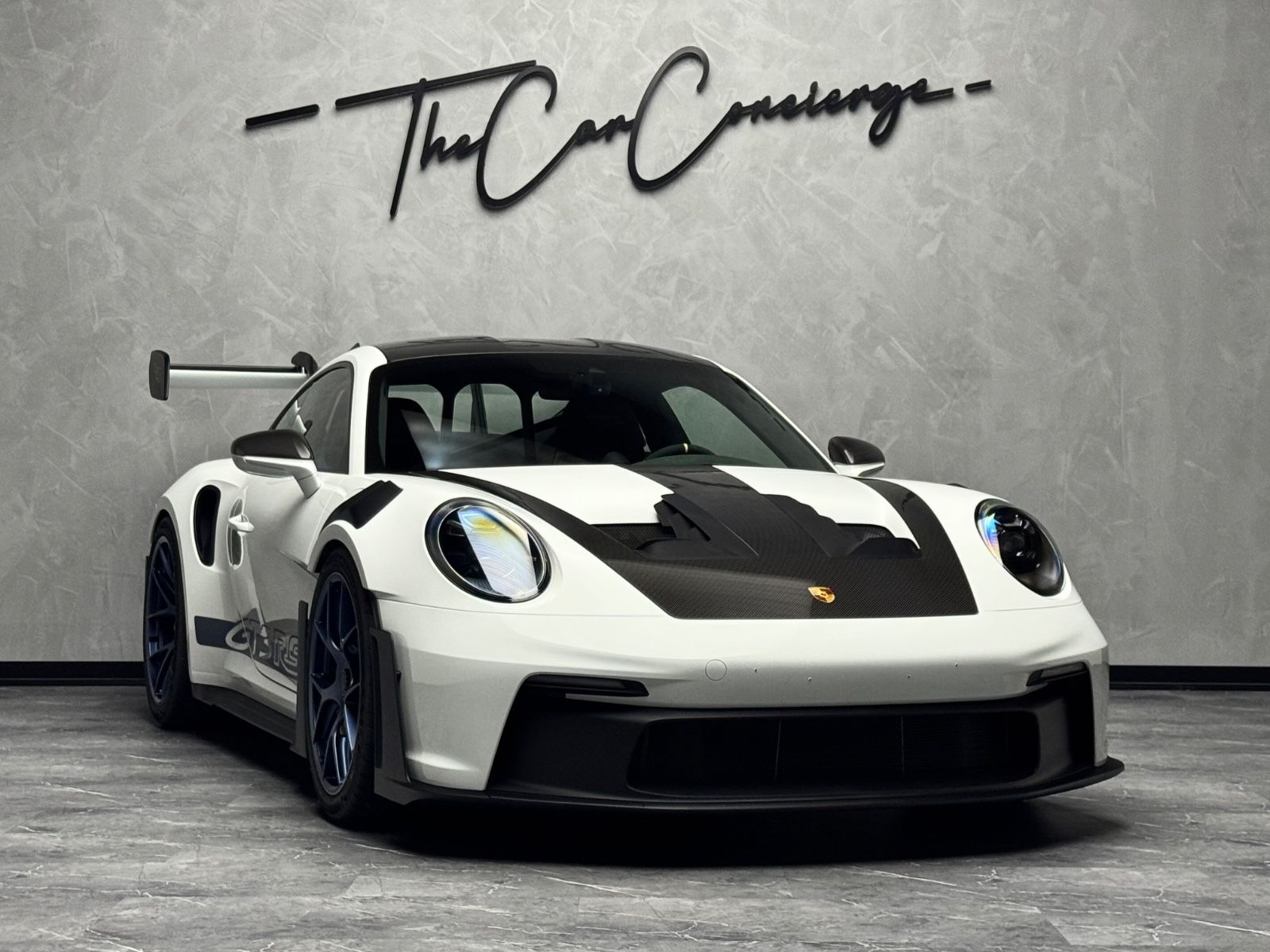 Porsche 992 GT3 RS - Samsaru's Car Outlet