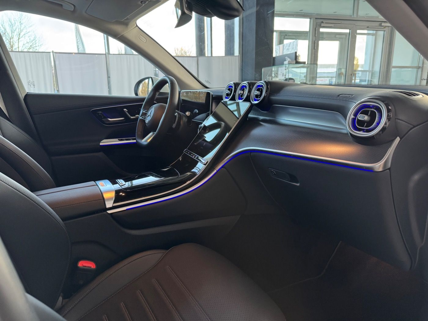 Mercedes-Benz GLC 220 d 4M AMG+Pano+AHK+Winter-Paket+Kamera