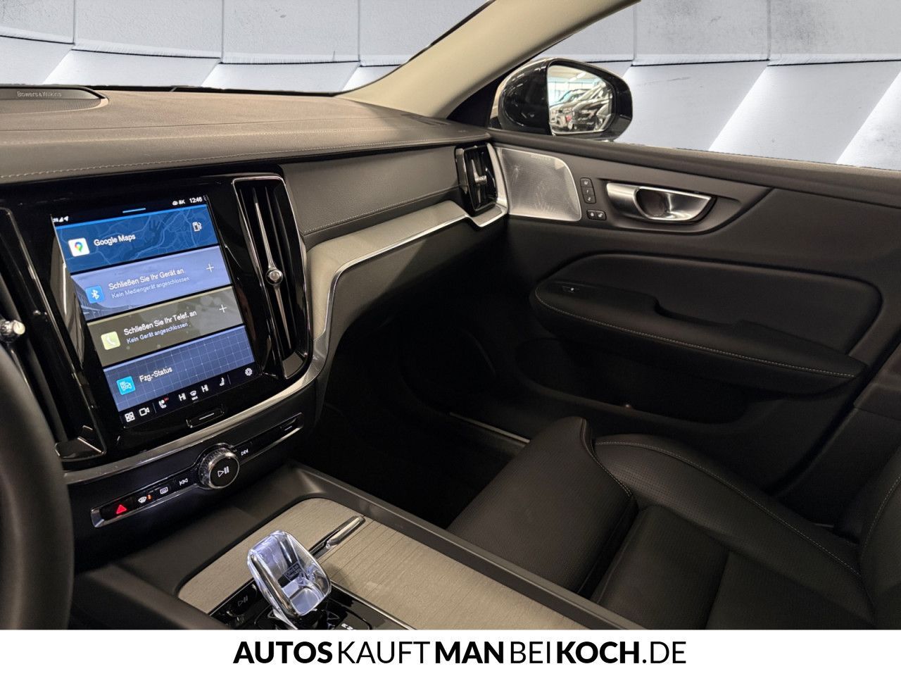 Volvo S60 B5 AWD Ultimate Dark STHz PANO HUD 360 ALARM