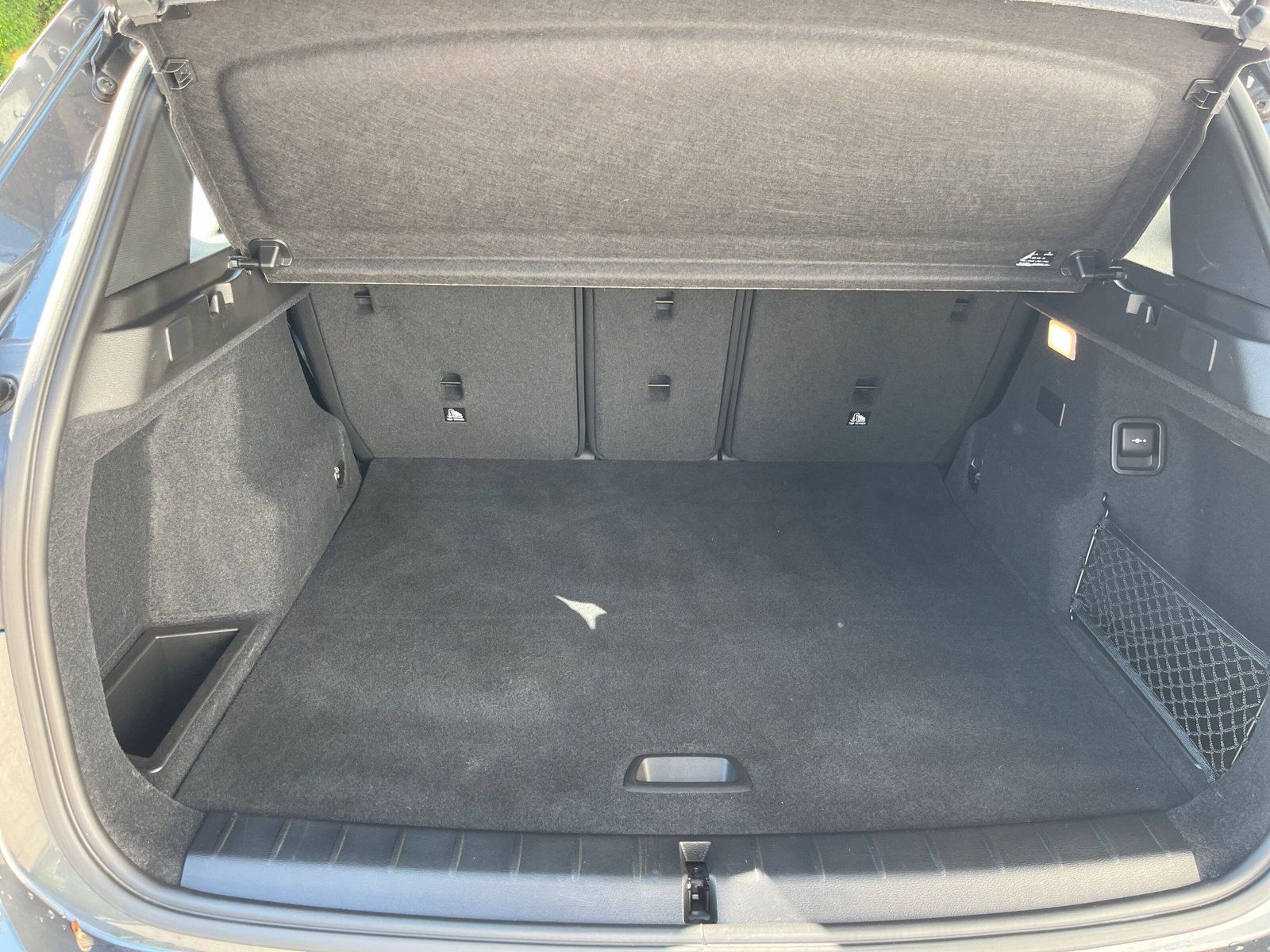 BMW X1 xDrive25e Advantage - Samsaru's Car Outlet