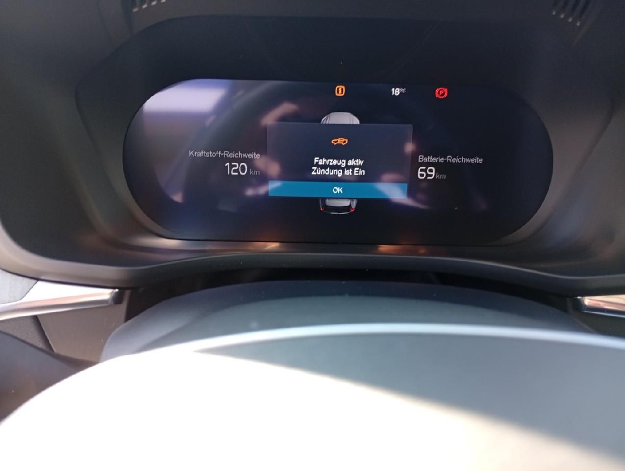 Volvo XC60 T8 Ultra Dark Plug-In Hybrid AWD/B&W/AHK